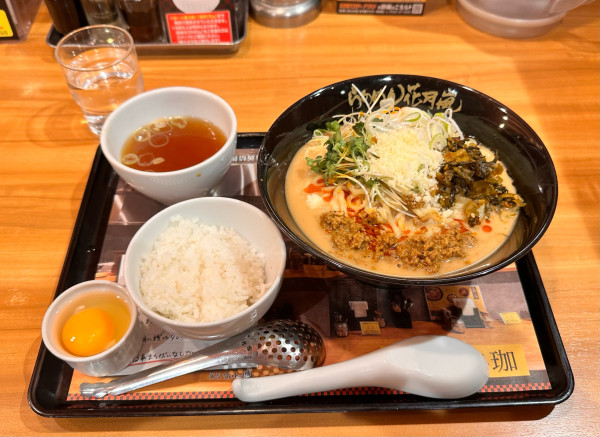 「汁なし担々麺魯珈プレート（大盛り）」@らあめん花月嵐 中延店の写真