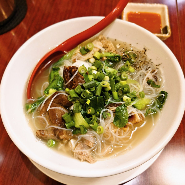 「豚もつスープメン」@BABA FEELの写真