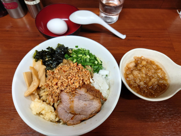 「【限定】台湾まぜそば 小 200g 生卵 ¥1,050」@どでん 西川口店の写真