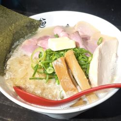 限定浅利の鶏白湯ラーメン