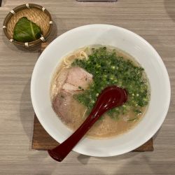 らーめん+替玉+高菜おにぎり