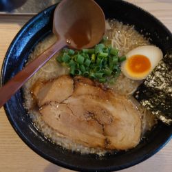 玄屋ラーメン ¥950