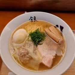 ラビオリグルマンディーズ中華そば＋肉ご飯