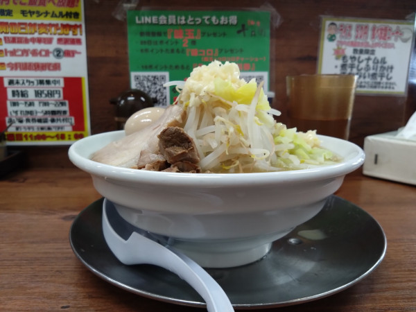 「限定 二郎らあめん 煮玉子サービス 1080円」@麺房 十兵衛 青森店の写真