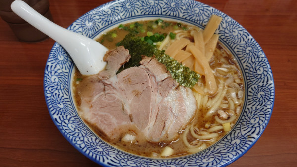「濃厚大門ラーメン ¥850」@ちょっと美味しい中華食堂 大門の写真