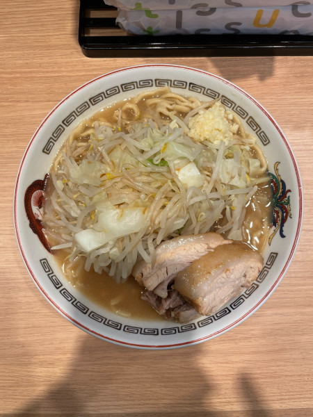 「小ラーメン(1000円)カラメニンニク」@ラーメン豚山 小田原店の写真