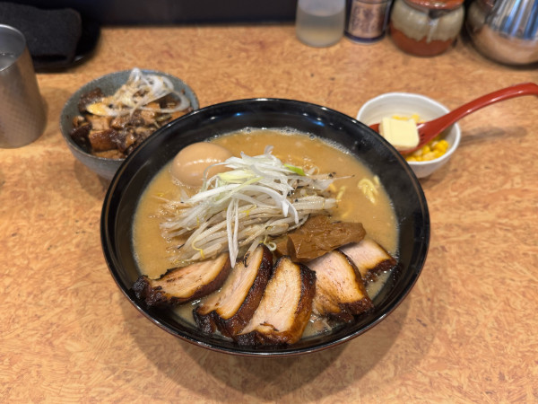 「味玉ちゃーしゅー味噌らーめん」@味噌らーめん屋 ちょりんの写真