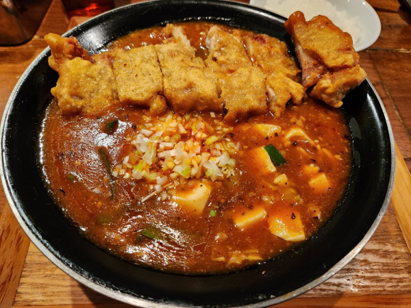 「全とろ麻婆麺　パーコー　ライス」@新潟 三宝亭東京ラボ 中目黒店の写真