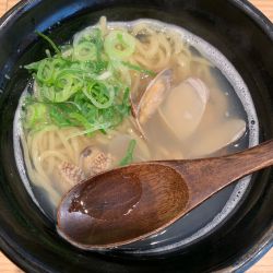 鯛出汁あさりたっぷりラーメン