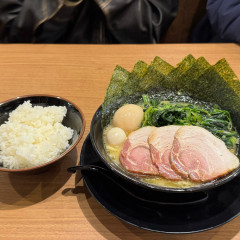 町田商店 横浜駅前店の画像