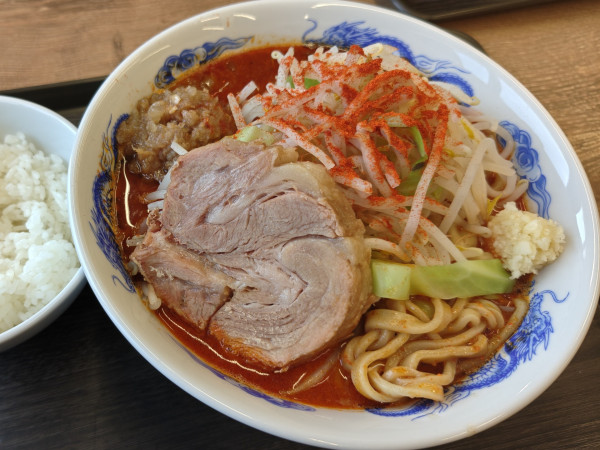 「辛ラーメン（並）940円 他」@ジャンクガレッジ 館林店の写真