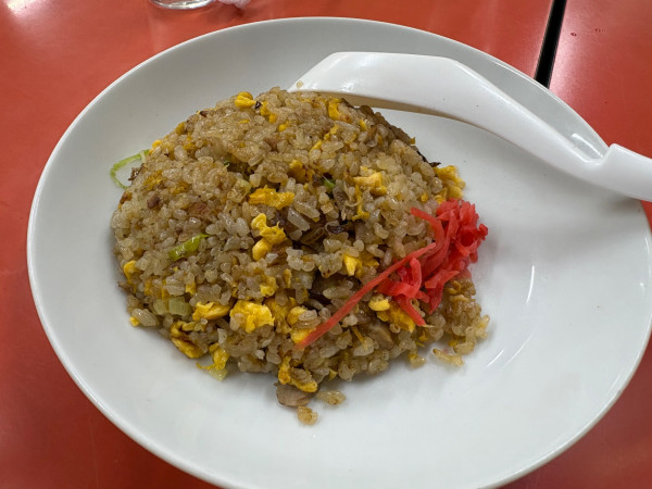 「チャーハン770円+台湾ラーメン770円+餃子495円 他」@味仙 名古屋駅店の写真