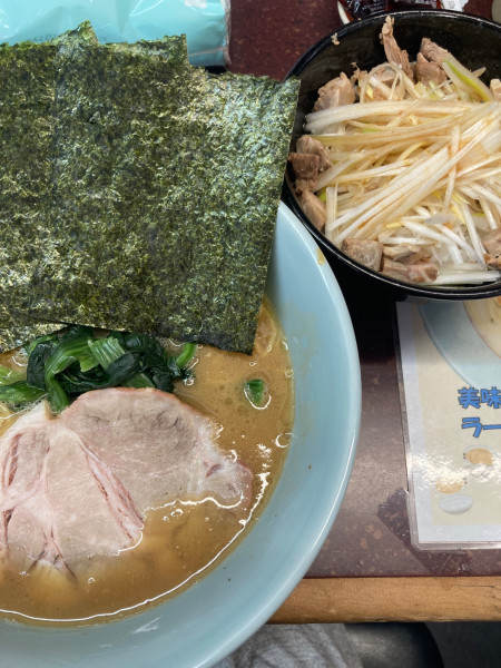 「ラーメン、、ネギチャーシュー丼」@翔の写真