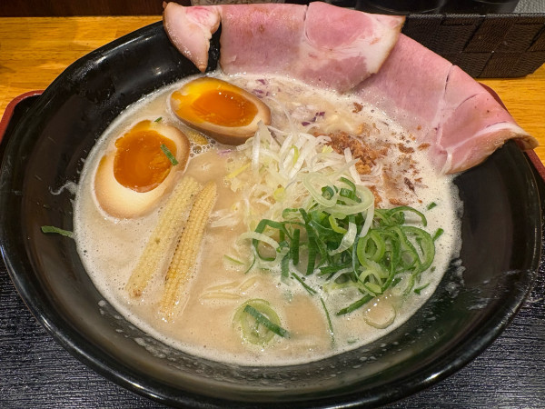 「味玉鶏白湯ラーメン」@麺屋 ニシムクサムライの写真