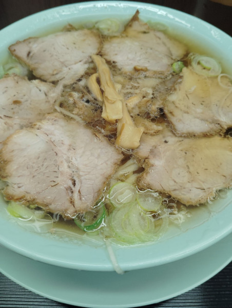 「中華そば」@新橋ニューともちんラーメン 蒲田西口駅前店の写真