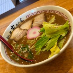 カレー豚骨中華そば