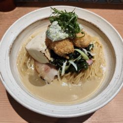 牡蠣味噌ラーメン1500円