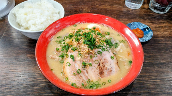 「【限定】豚汁ラーメン+かんずり・ライス(大)」@味噌ラーメン 雪ぐにの写真