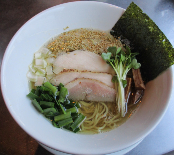 「にんにくらぁ麺（塩）1300円」@Ramen 永屋の写真