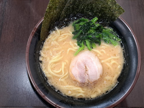 「豚骨ラーメン(醤油)」@横浜家系ラーメン 一門家 枝松店の写真