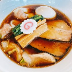 特上らーめん 醤油