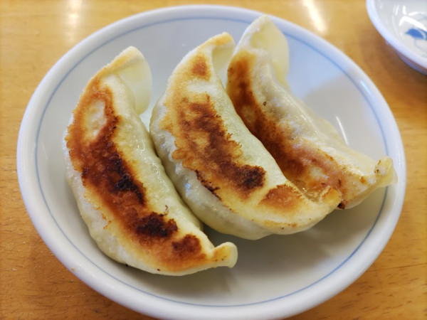 「焼き餃子（3個）」@ぎょうざの満洲 久米川南口店の写真