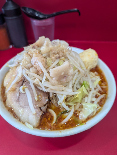 「小豚+発汗+チーズ玉」@ラーメン二郎 生田駅前店の写真