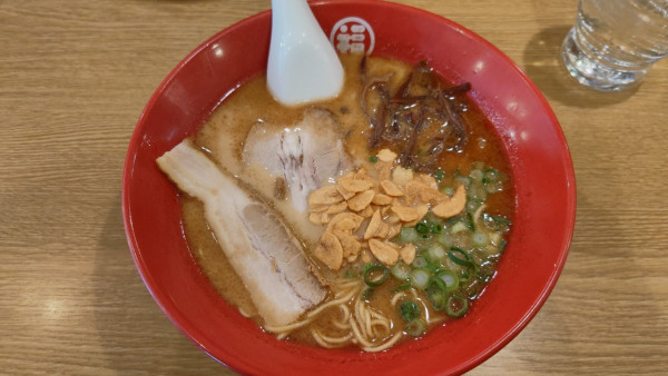 「マー油ラーメン ¥730」@豚骨ラーメン 福の軒の写真