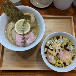 昆布水つけめん 醤油