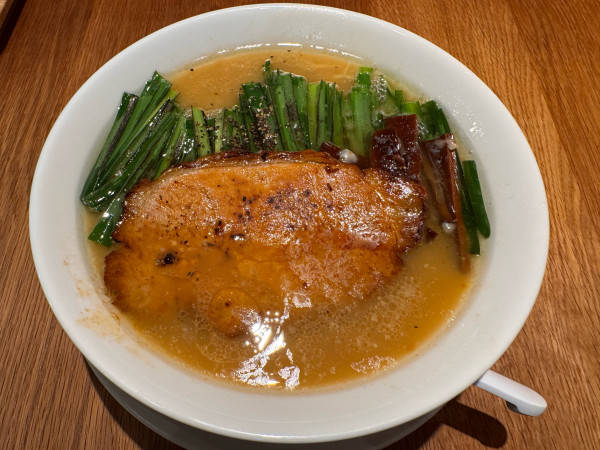 「俺のニラそば　930円」@大島ラーメン あづまやの写真