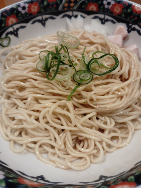 「秋刀魚オイルの和え玉」@北千住煮干中華蕎麦 かれんの写真