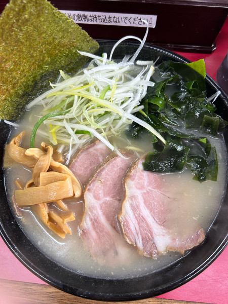 「塩ラーメン　トッピングチャーシュー　1280円」@ラーメンショップ 大師店の写真