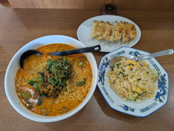 「超特セット＋ランチ餃子」@華龍食堂の写真