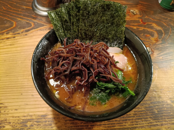 「ラーメン　　950円　　きくらげ　　150円」@家系ラーメン クックらの写真