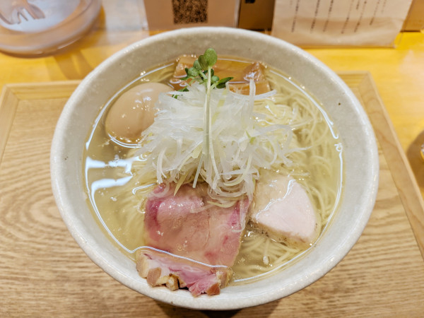 「特製鶏塩らぁ麺（1,250円）」@Hamano Comugiの写真