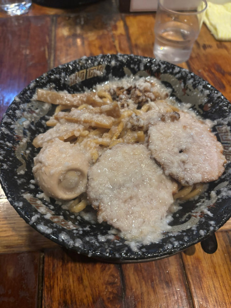 「爆盛脂油麺」@らーめん 平太周 神保町店の写真