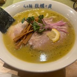 濃厚牡蠣ラーメン