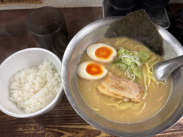 「味玉らーめん」@燦燦の写真