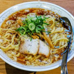 醤油中華そば 850円