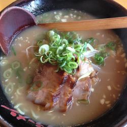 ニンニクラーメン