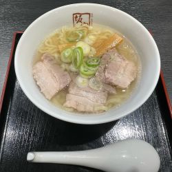 塩ラーメン(小盛り)¥740