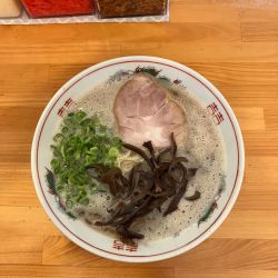 豚骨ラーメン