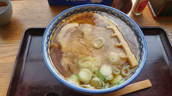 「【冬季限定】醤油ラーメン ¥900」@美登屋の写真