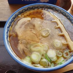 【冬季限定】醤油ラーメン ¥900
