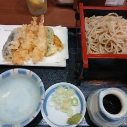 二色天もり 1500円（蕎麦・うどん）