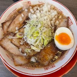 醤油ラーメン　1100円