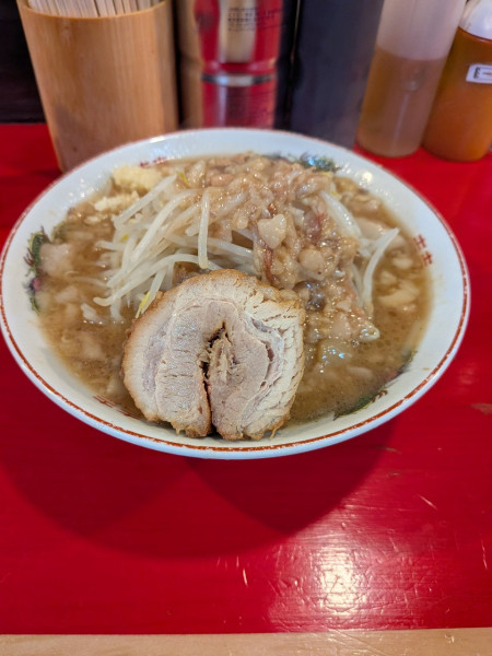 「ラーメン（ミニ）豚入り」@鷹の目 大宮店の写真