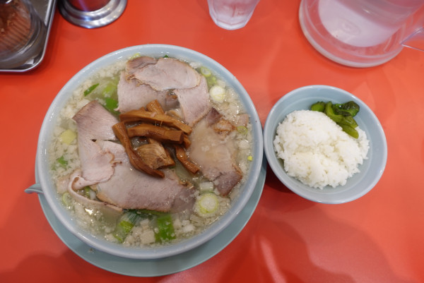 「ねぎとんラーメン（790円）+半ライス（無料）」@ラーメンねぎとんの写真