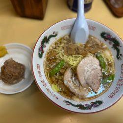 ラーメン900円＋しゅうまい1個250円