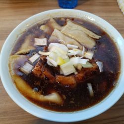 ワンタンメン　　　1200円